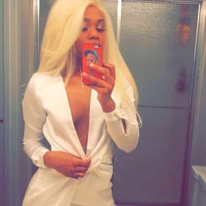 Meet your Posher, Jasmine